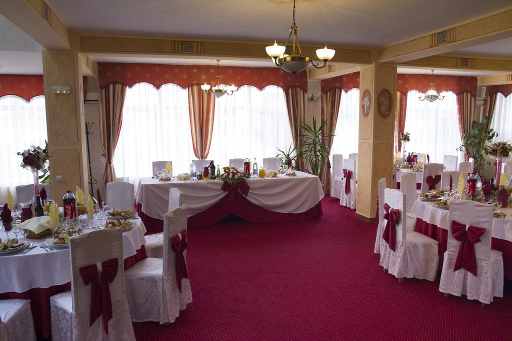 Hotel Casa Traiana à Alba Iulia Extérieur photo