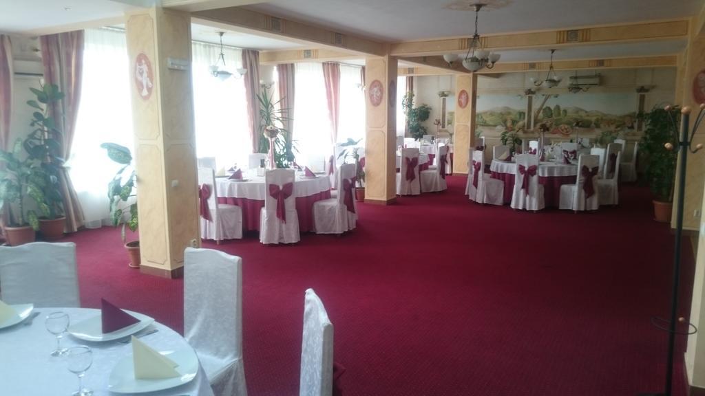 Hotel Casa Traiana à Alba Iulia Extérieur photo