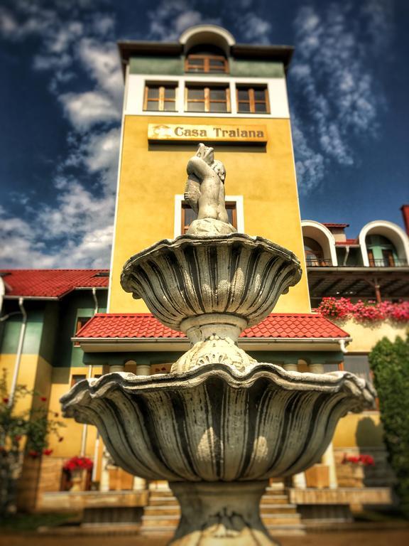 Hotel Casa Traiana à Alba Iulia Extérieur photo