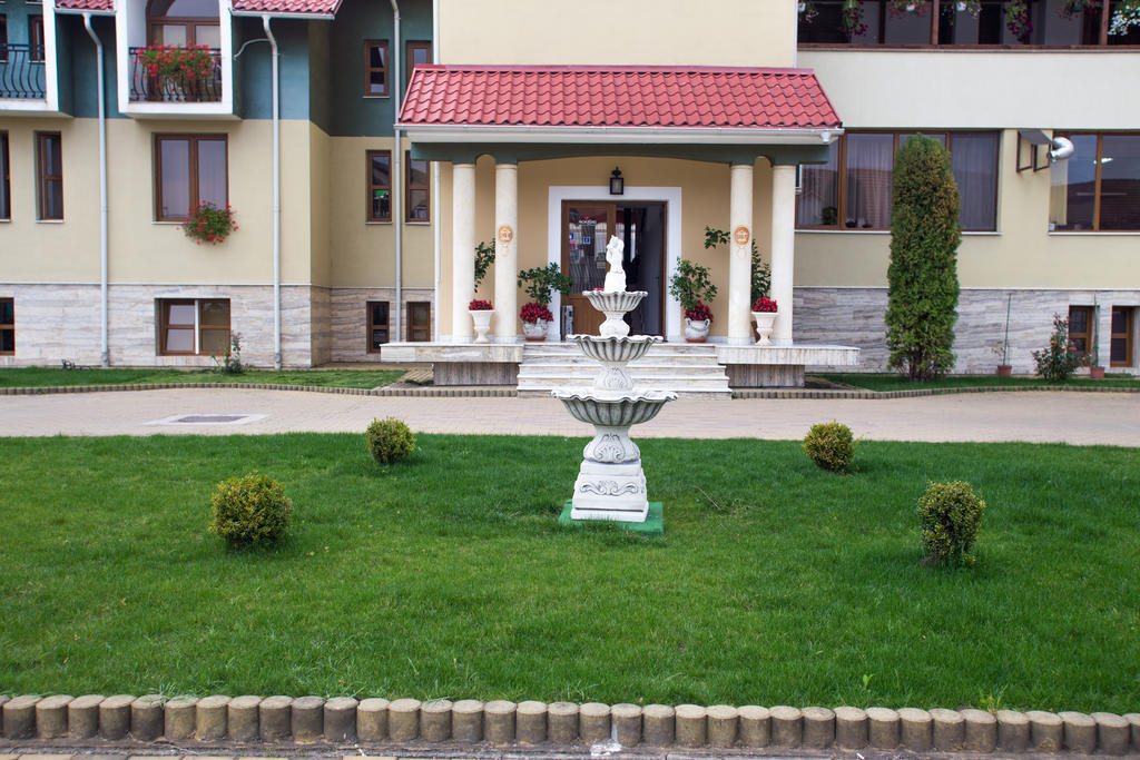 Hotel Casa Traiana à Alba Iulia Extérieur photo